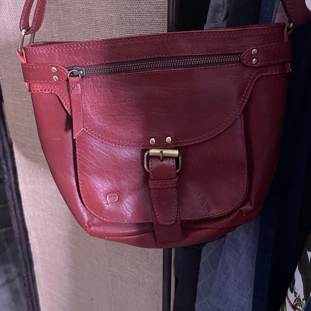 BORN Genuine Leather Red Wine Colored Crossbody Bag with Belt Buckle Hardware - Picture 2 of 11